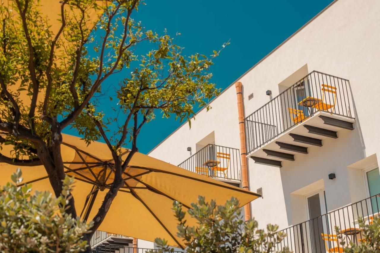 Villa Toto Resort 切法卢 外观 照片