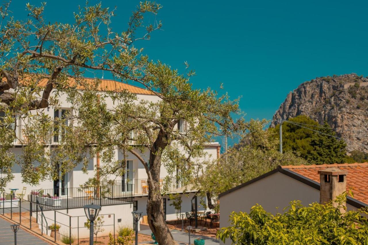 Villa Toto Resort 切法卢 外观 照片