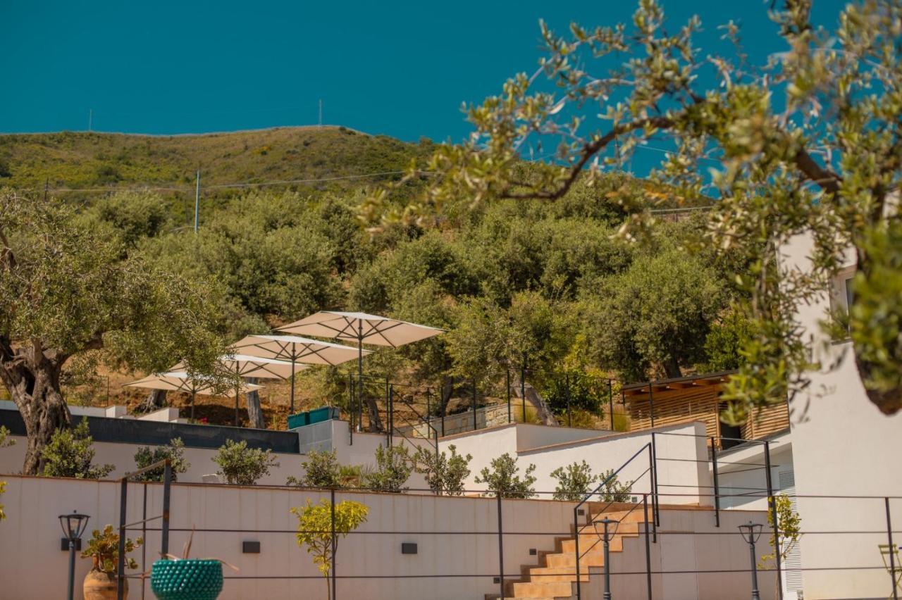 Villa Toto Resort 切法卢 外观 照片