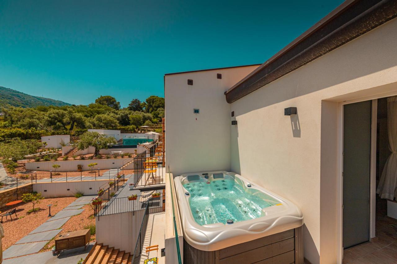 Villa Toto Resort 切法卢 外观 照片