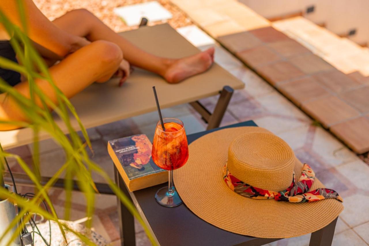 Villa Toto Resort 切法卢 外观 照片
